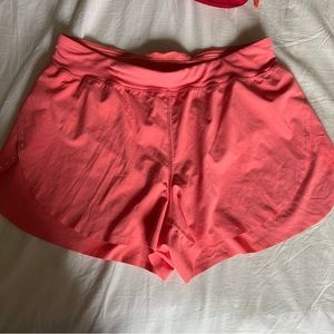 Lululemon find your pace shorts
